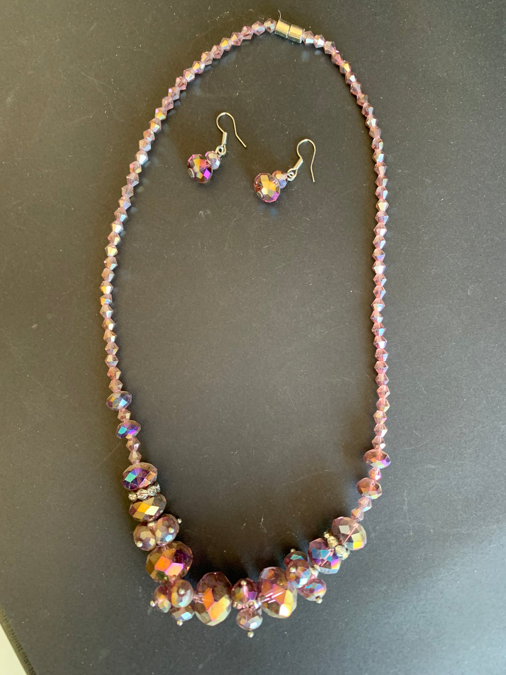 Conjunto de Collar y Pendientes de Cristal Morado
