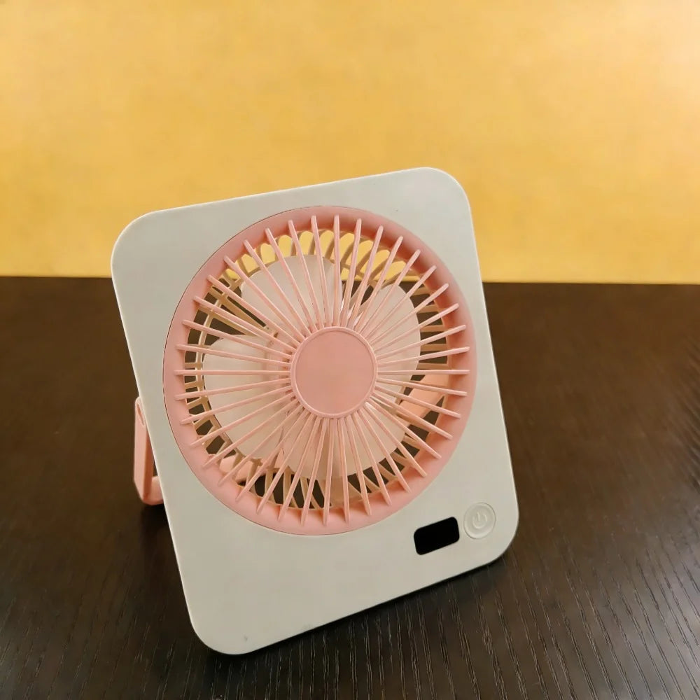 Desktop fan